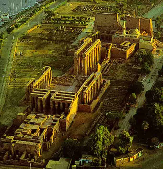 Karnak-Temple-Egyptian-temples-min.jpg.webp