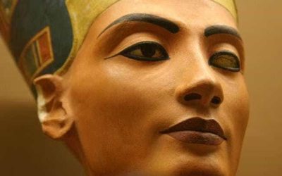 The life and death of Queen Nefertiti