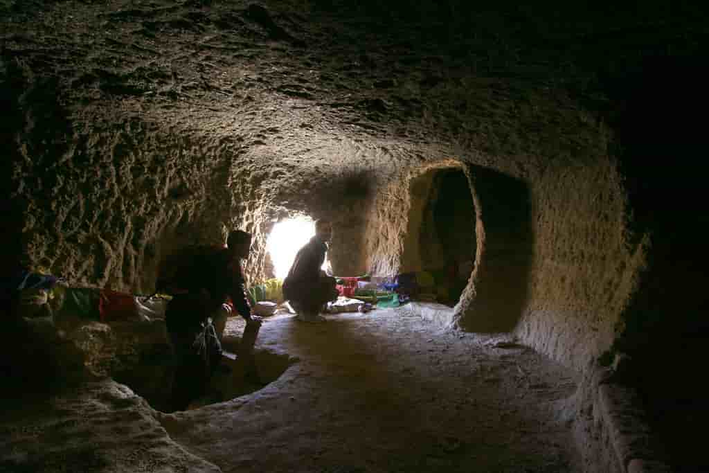 Sky cave. Пещера 10000 бут.