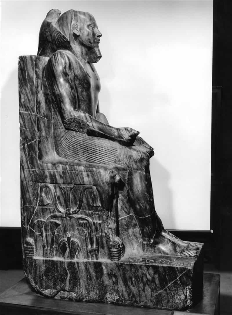 The secrets of the magnificent statue of pharaoh Khafre