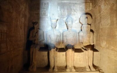 The solar alignment that occurs twice a year in the temple of Abu Simbel