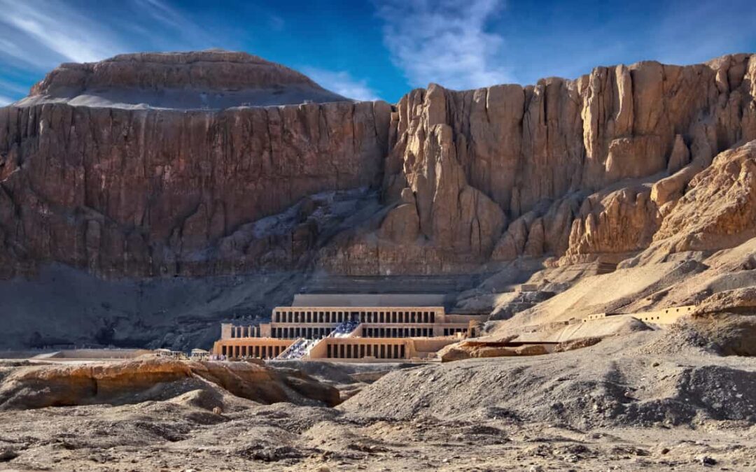 The secret tomb of Deir el-Bahari: Refuge of the great pharaohs